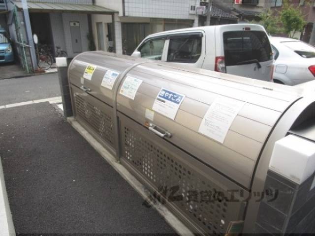 ゴミ置き場