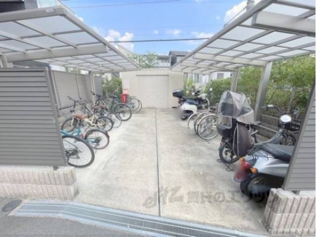 駐輪場