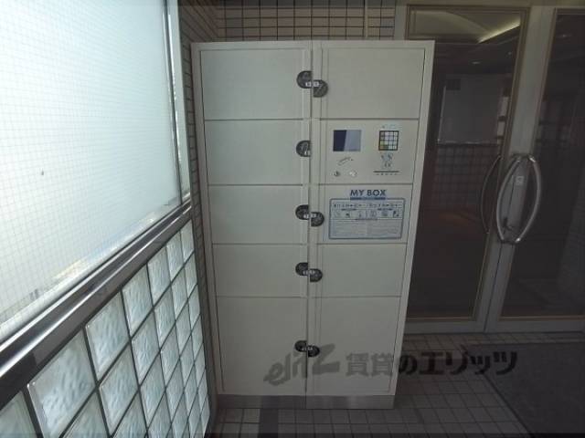 宅配ボックス
