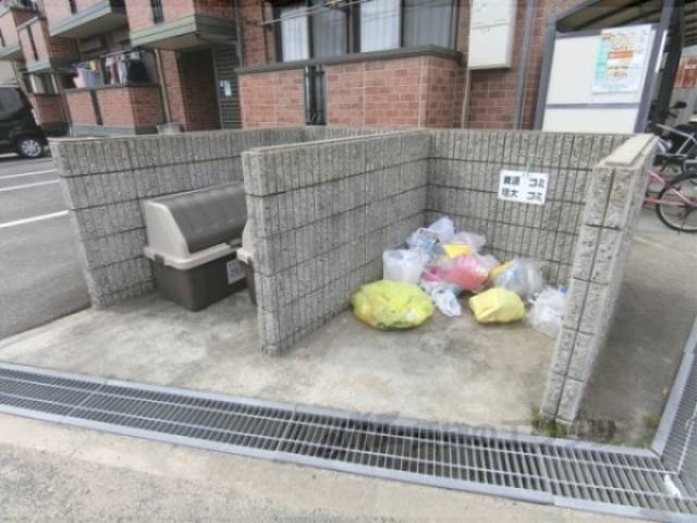 ゴミ置き場