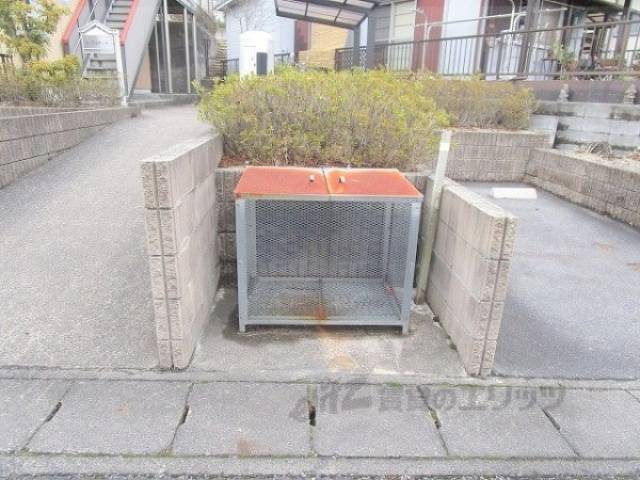 ゴミ置き場