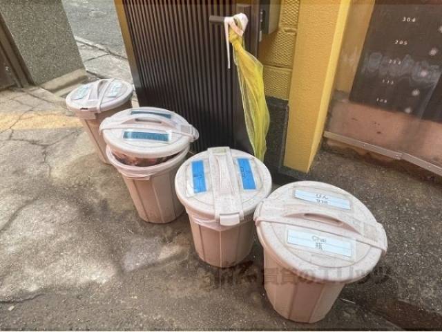 ゴミ置き場