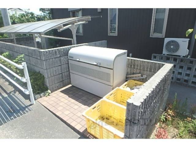 ゴミ置き場