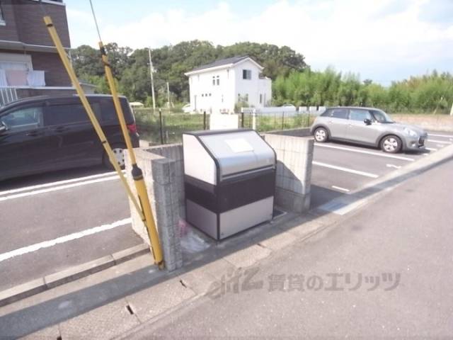 ゴミ置き場