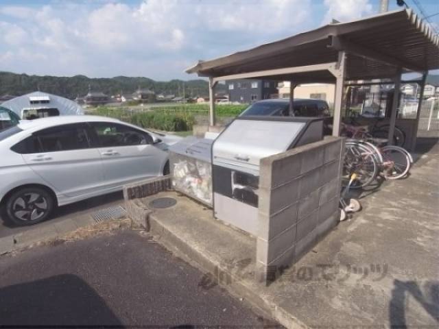 ゴミ置き場