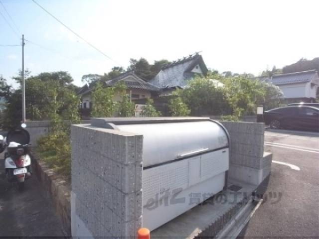 ゴミ置き場