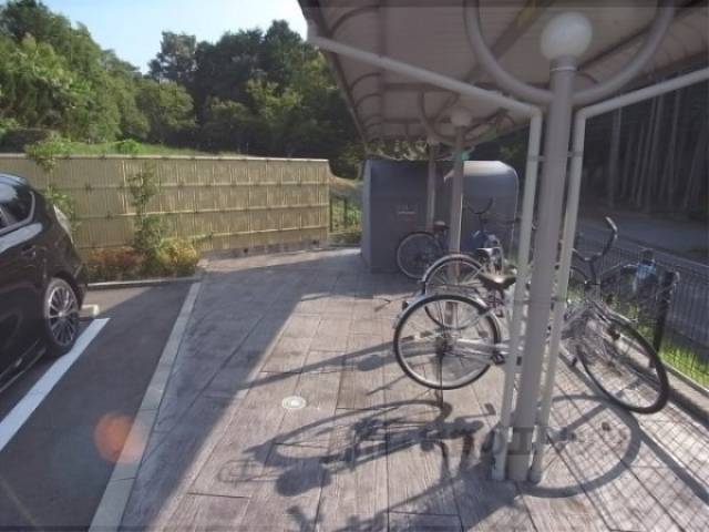 駐輪場