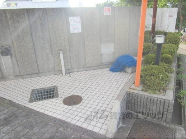 ゴミ置き場