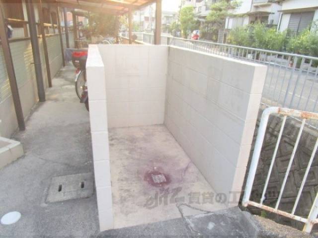 ゴミ置き場
