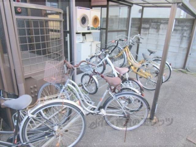 駐輪場
