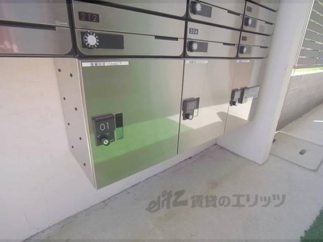 宅配ボックス