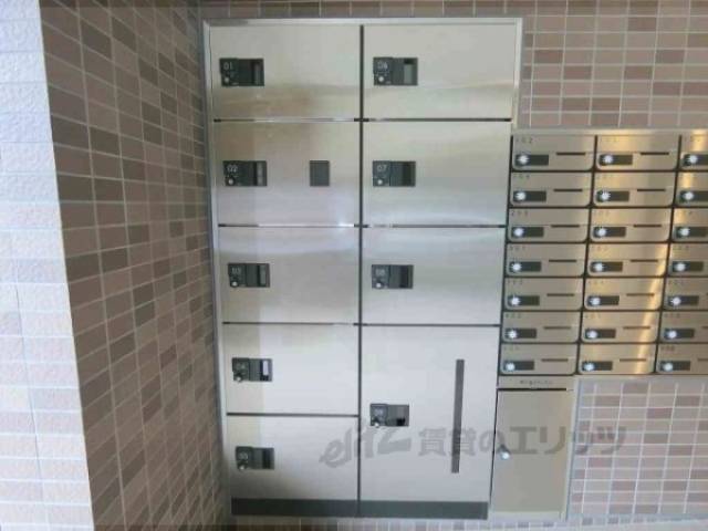宅配ボックス