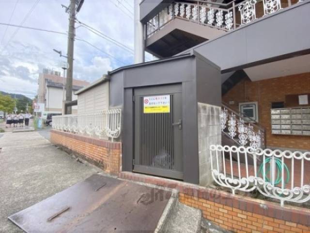 ゴミ置き場