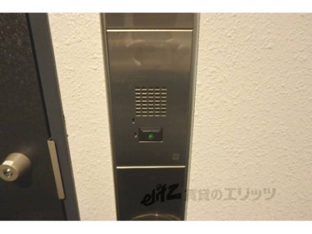 エントランス　インターフォン