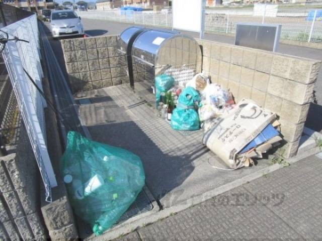 ゴミ置き場