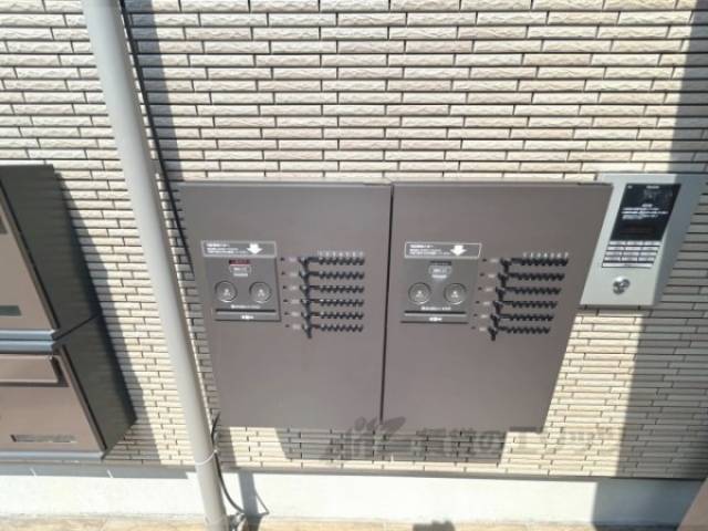 宅配ボックス