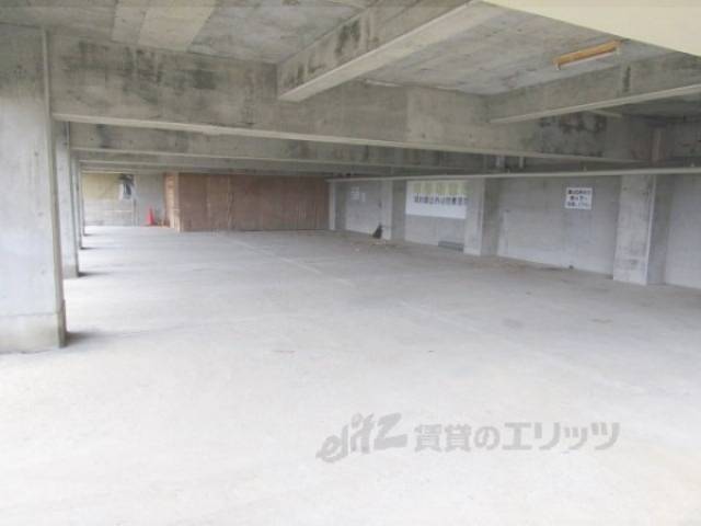 駐車場　駐輪場