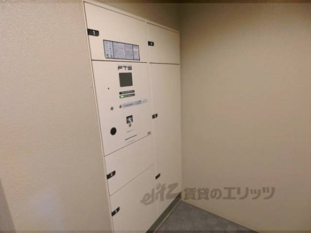 宅配ボックス