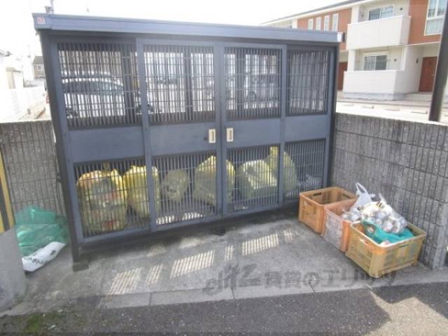 ゴミ置き場