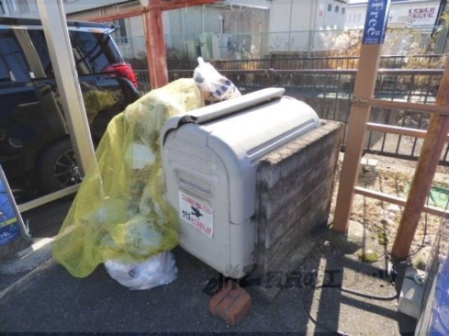 ゴミ置き場
