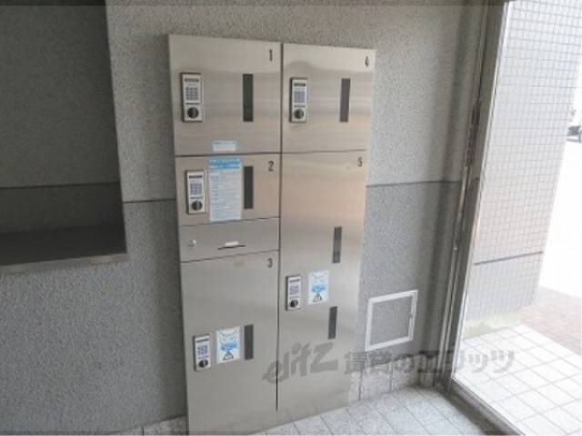 宅配ボックス