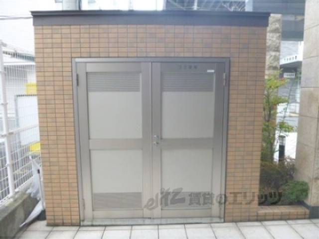 ゴミ置き場