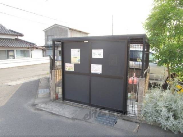 ゴミ置き場