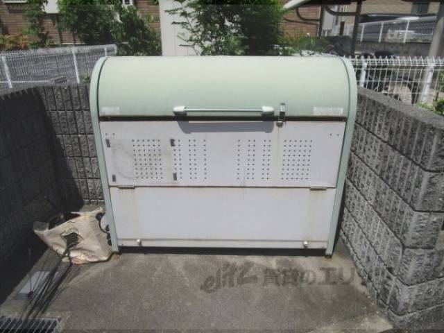 ゴミ置き場