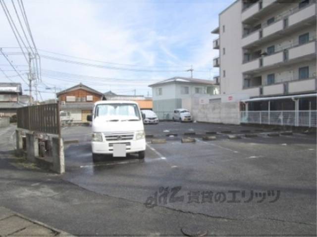 駐車場　隣接駐車場
