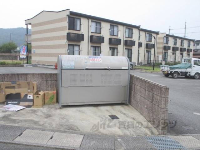 ゴミ置き場