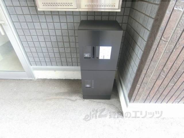 宅配ボックス