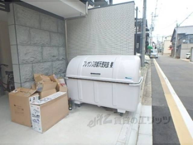 ゴミ置き場