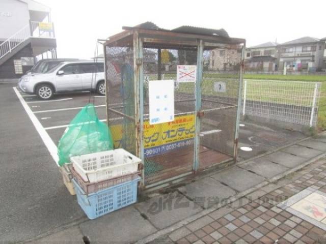 ゴミ置き場