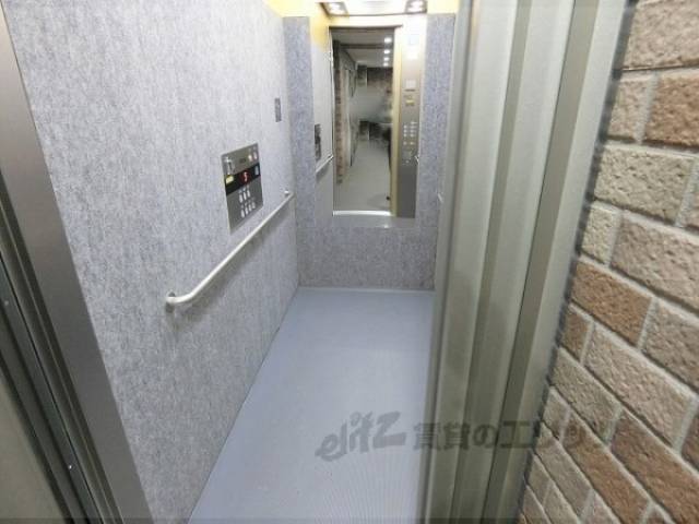 エレベーター