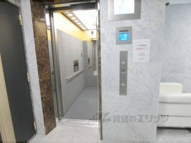 エレベーター