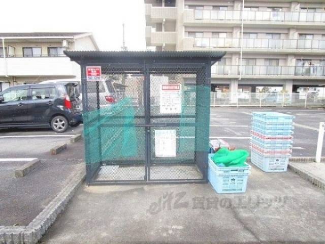 ゴミ置き場