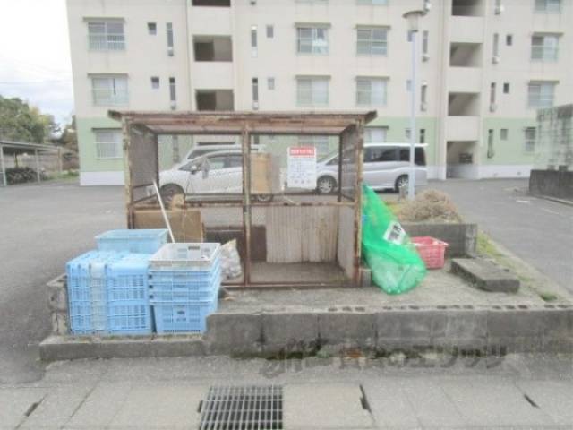 ゴミ置き場