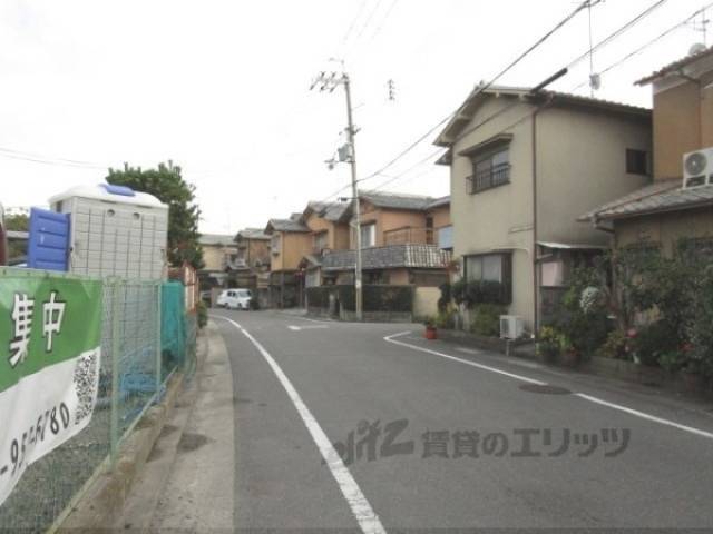 前面道路　正面