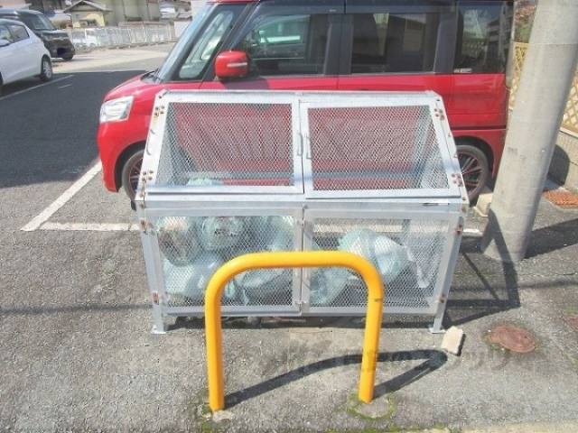 ゴミ置き場