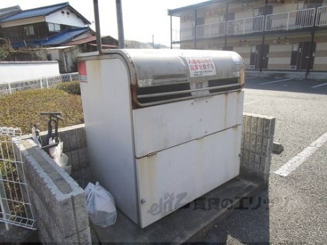 ゴミ置き場