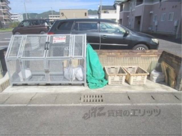ゴミ置き場