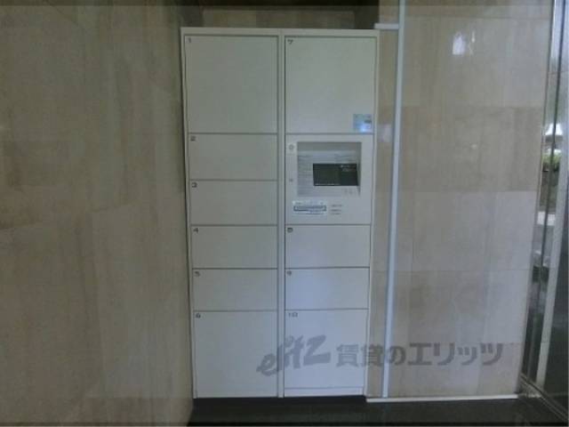 宅配ボックス