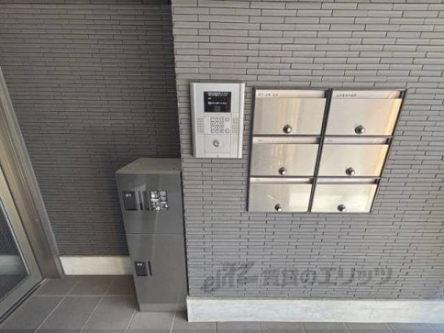 宅配ボックス