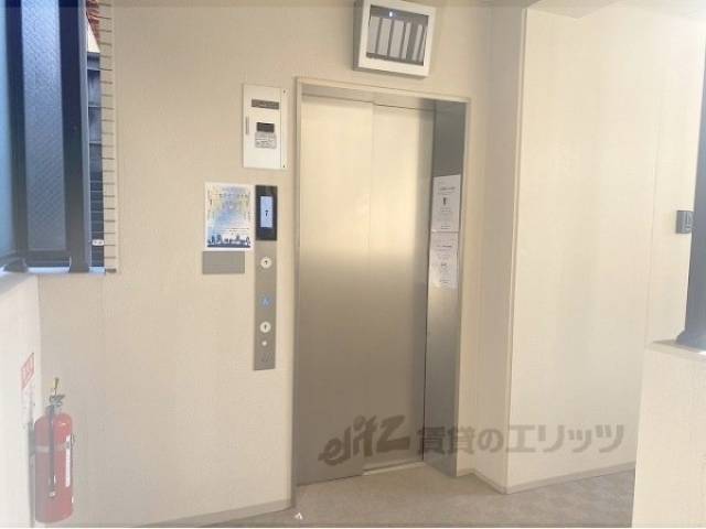 エレベーター
