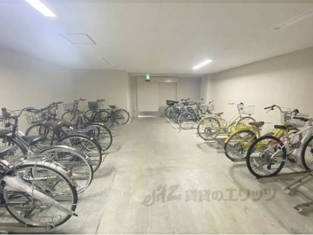 駐輪場