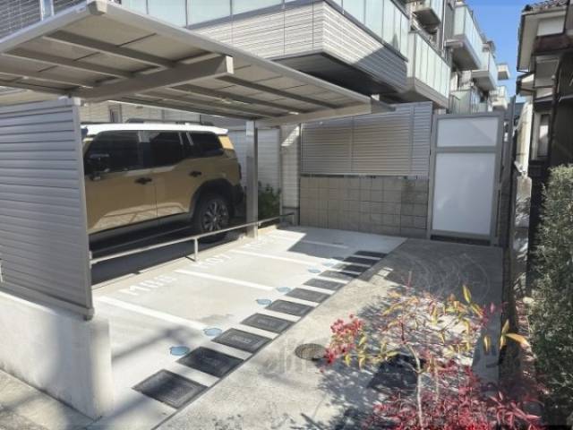 駐輪場　バイク