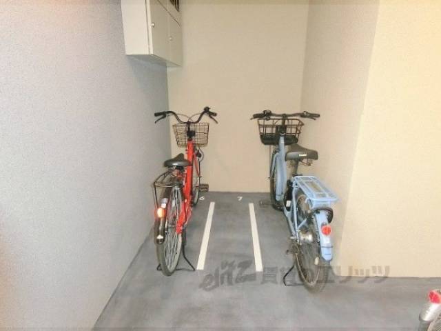 駐輪場