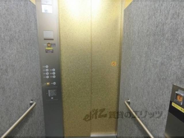 エレベーター