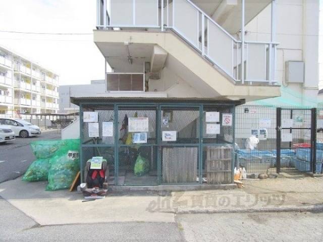 ゴミ置き場