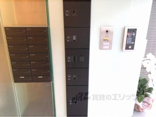 宅配ボックス